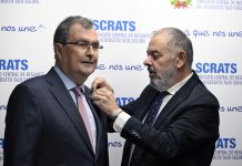 El SCRATS entrega al alcalde de Murcia su insignia de oro por su apoyo al trasvase Tajo-Segura
